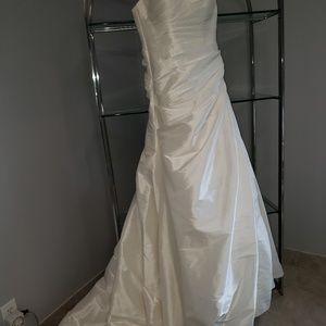 Unused wedding dress